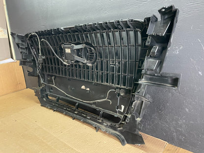2012 to 2017 Audi Q7 Front Upper Grill Grille  OEM AB7613 DG10