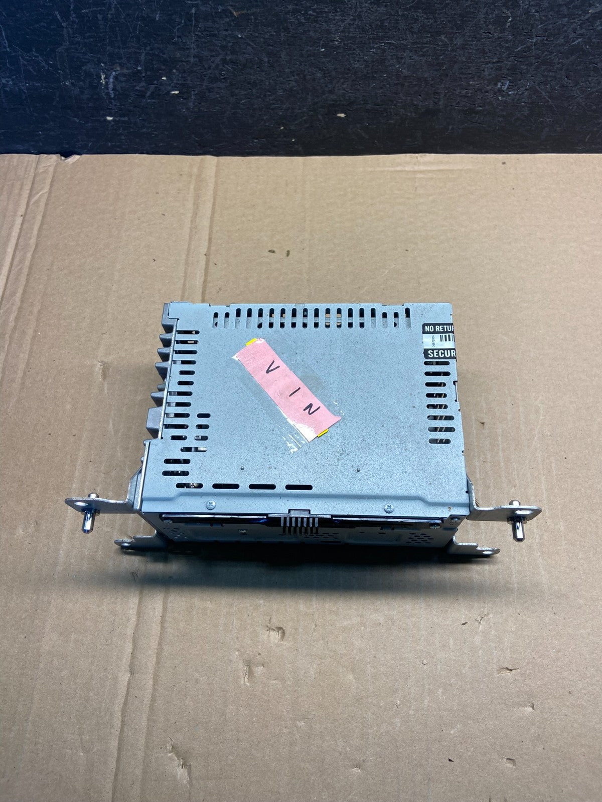 2016 to 2019 Ford Fusion Radio CD Player Reciver ae2273 DG3