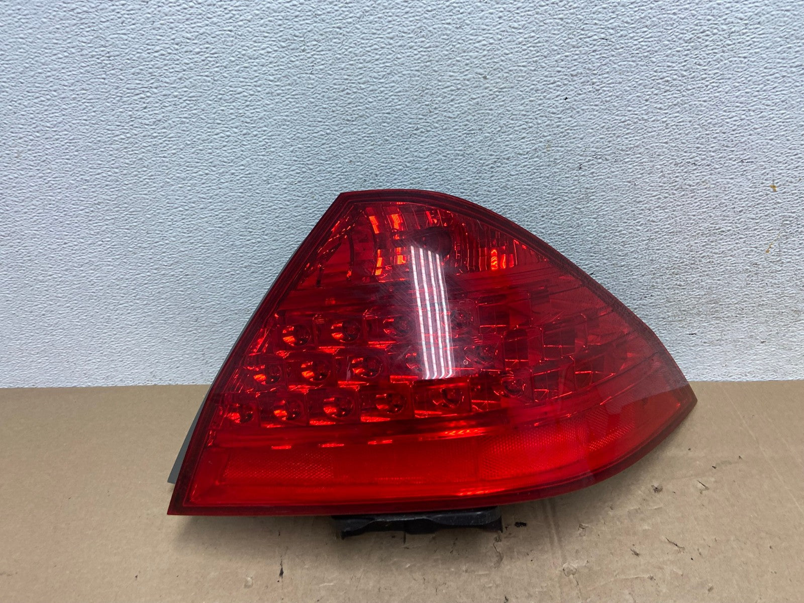 2006 - 2007 Honda Accord Right Passenger Side Tail light AE6146 LK0