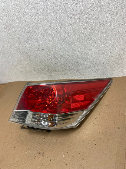 2008 to 2012 Honda Accord Sedan Tail light Right Passenger RH Side AD6512 DW1