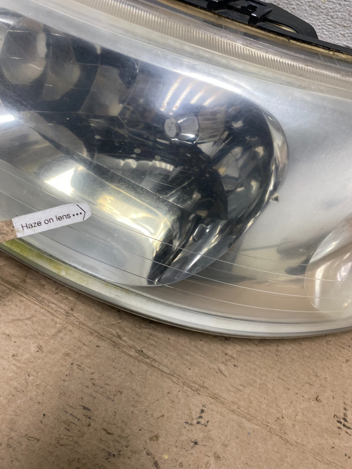 1999-2001 Lincoln & Town Car Left Driver LH Headlight Halogen AF4750 DW5