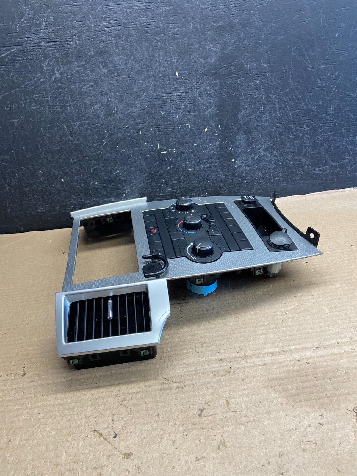 2008 to 2010 Jeep Grand Cherokee Center A/C Heater Climate Control AH3600 DG1