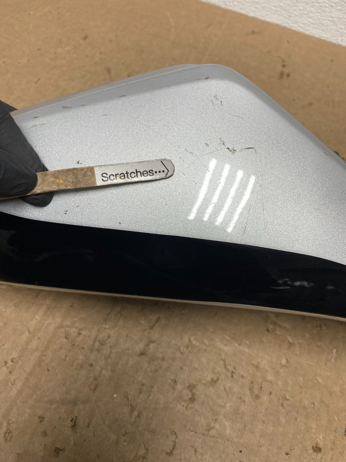2010 - 2015 Chevrolet Camaro Right Passenger RH Door View Mirror OEM AC1439 DW4