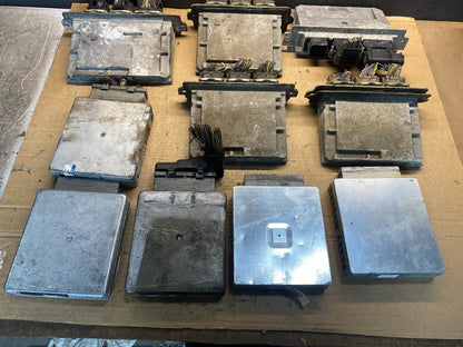 Mix of 10 Ford ECM Engine Computer Module AF67121