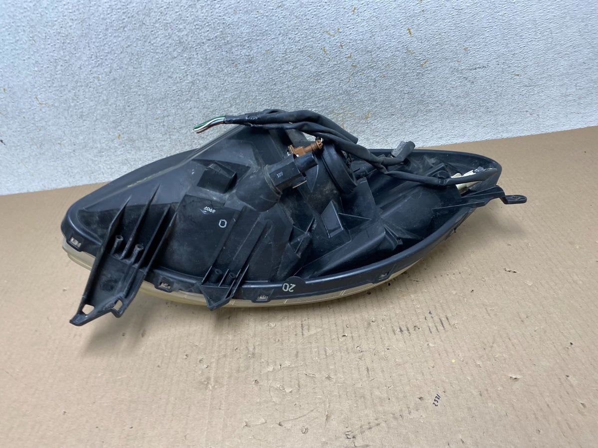2006-2008 Toyota Yaris Hatchback Left Driver Halogen Headlight AJ2577 DW5