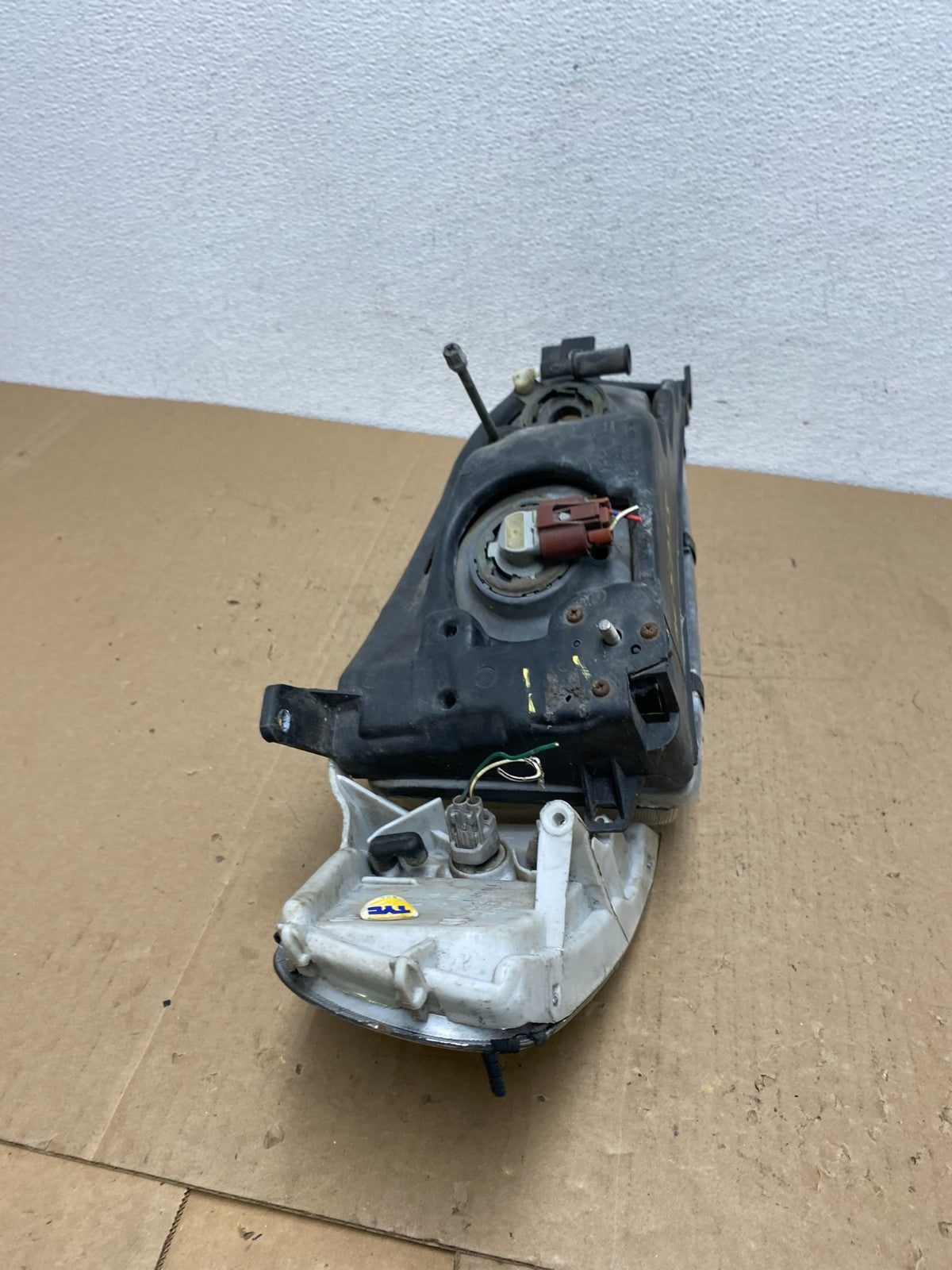 1992 1993 1994 Toyota Camry Left Driver LH Halogen Headlight AC5758 DW10