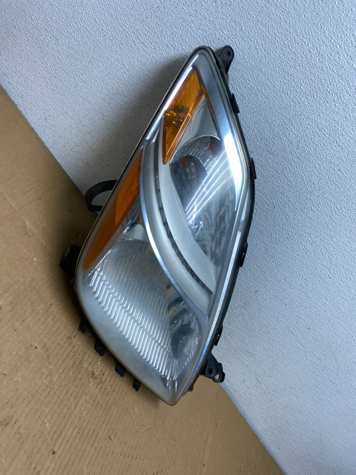 2006-2009 Toyota Prius Right Passenger Rh Side Headlight Xenon HID AD0793 DW2