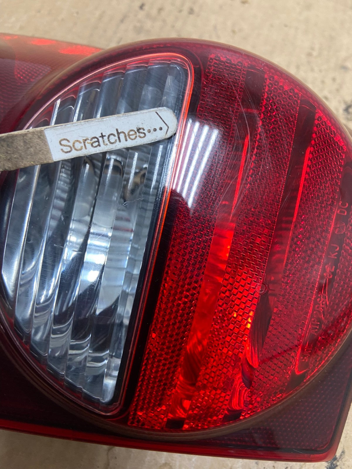 2005 2006 2007 Jeep Liberty Right Passenger Rh Side Tail Light AG2471 LK3