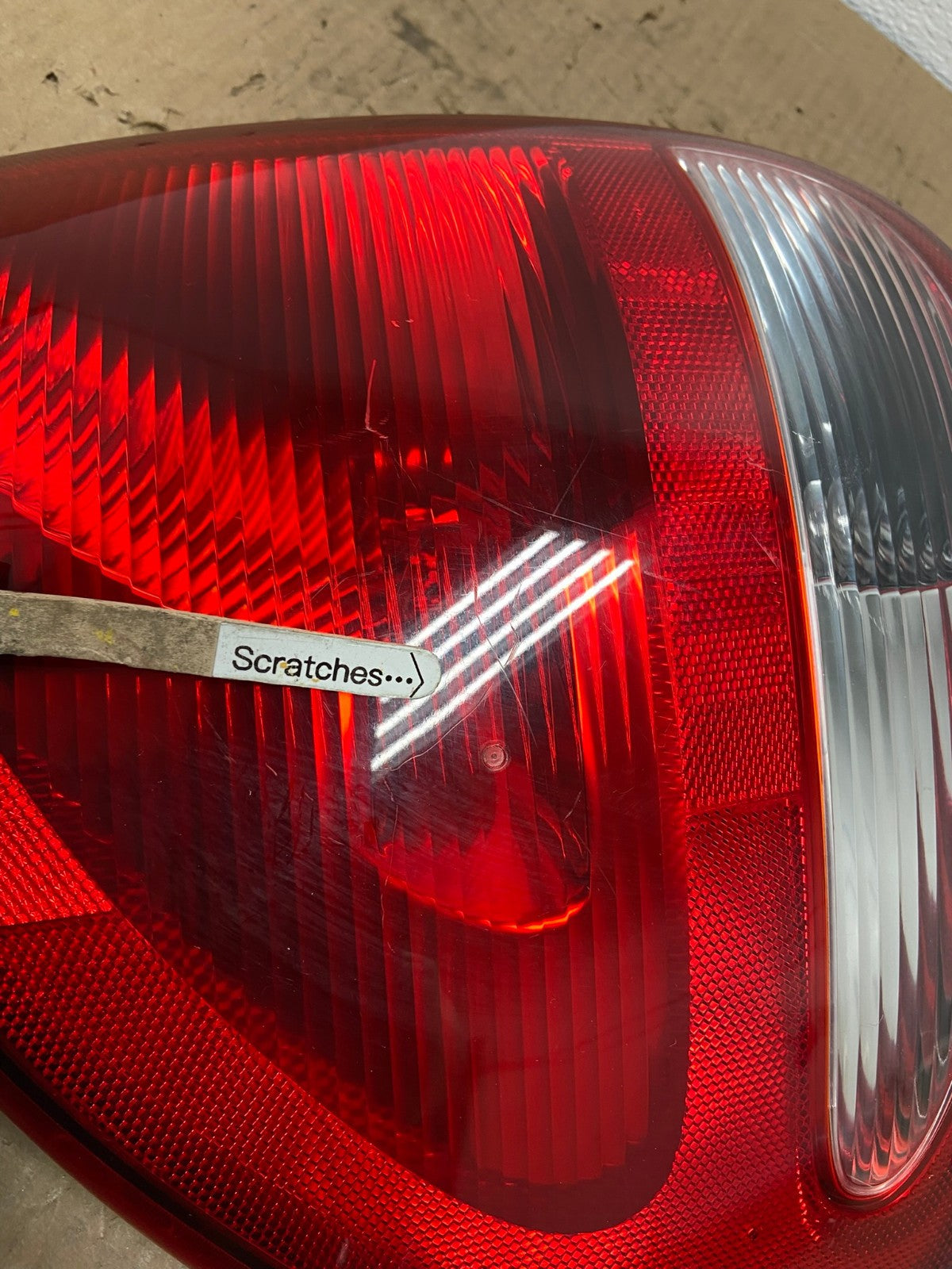 2004 - 2007 Dodge Grand Caravan Right Passenger Side Tail Light AC0273 LK3
