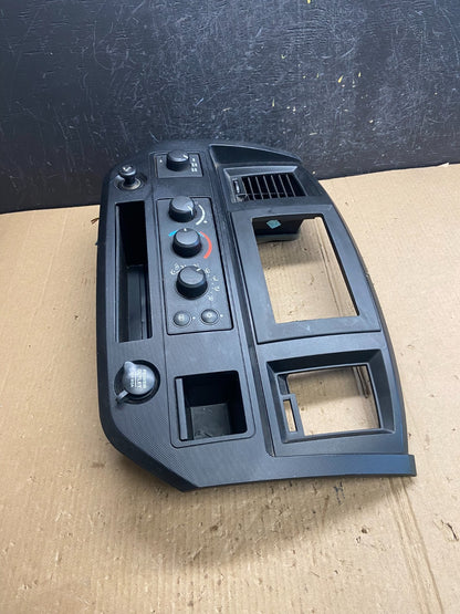 2002 to 2005 Dodge Ram Radio Climate Control Dash Air Vent Bezel Trim AE3863 DG2