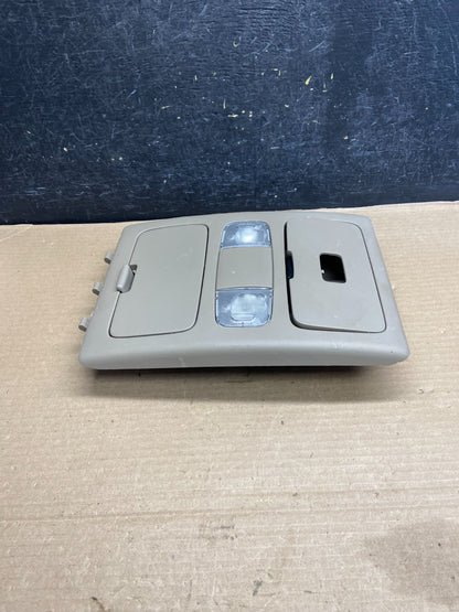 2005 to 2011 Toyota Tacoma Overhead Console Dome Light AH1443 DG2