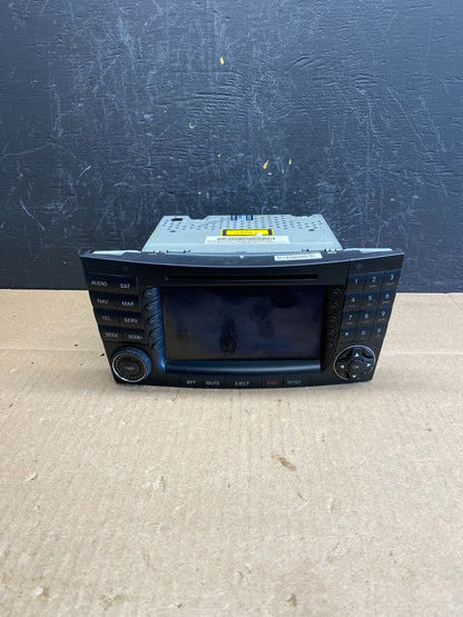2003-2006 Mercedes Benz W211 E350 E500 Radio Screen Navigation Display ac6280 DG0