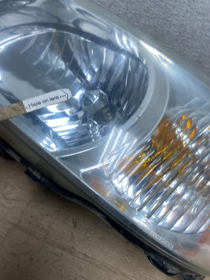 2005 - 2006 Mazda Tribute Left Driver LH Halogen Headlight AF4752 DW4