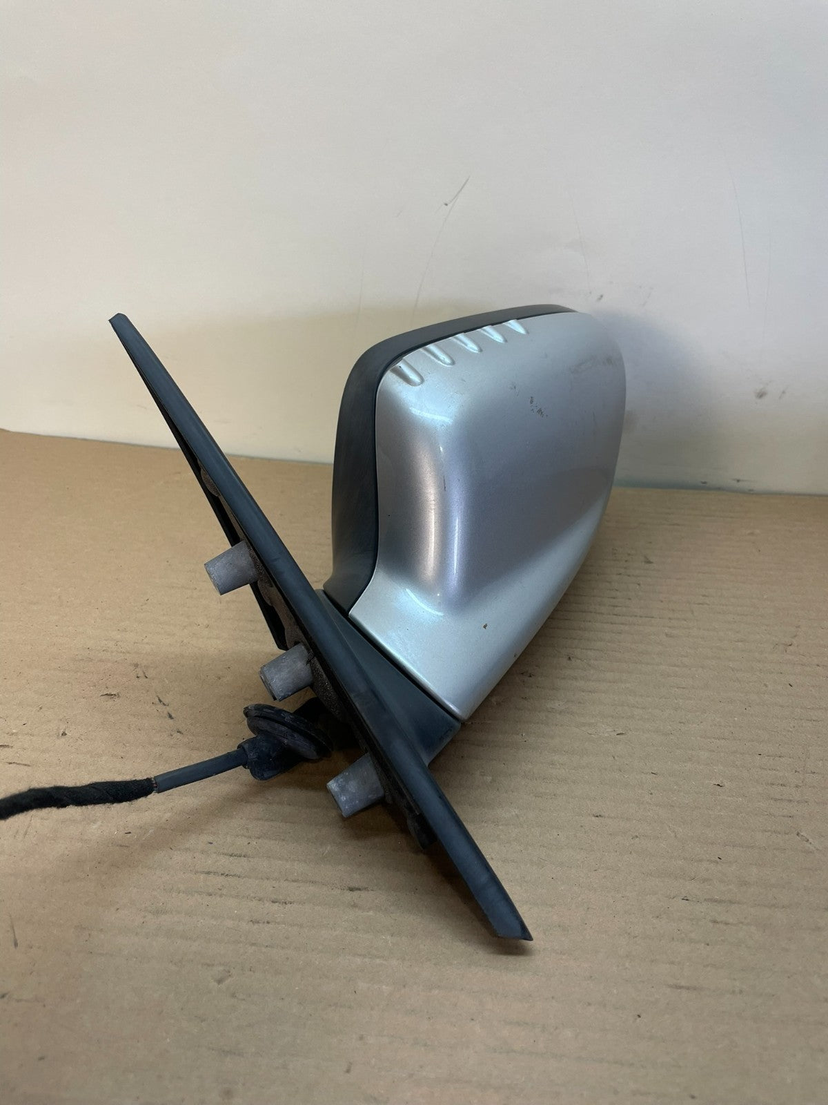 2001 to 2006 BMW 3-Series Left Driver Lh Side View Door Mirror AH8661 DG1