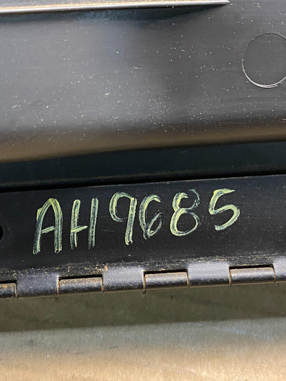 2008 to 2009 Hummer H2 Glove Box Door Ebony 25965507 AH9685 PS6