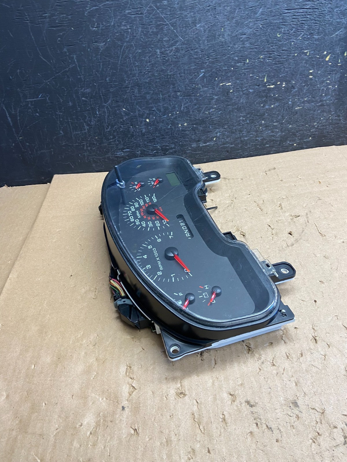 2004 to 2008 Ford F150 Gauge Speedometer Cluster AI3163 DG1