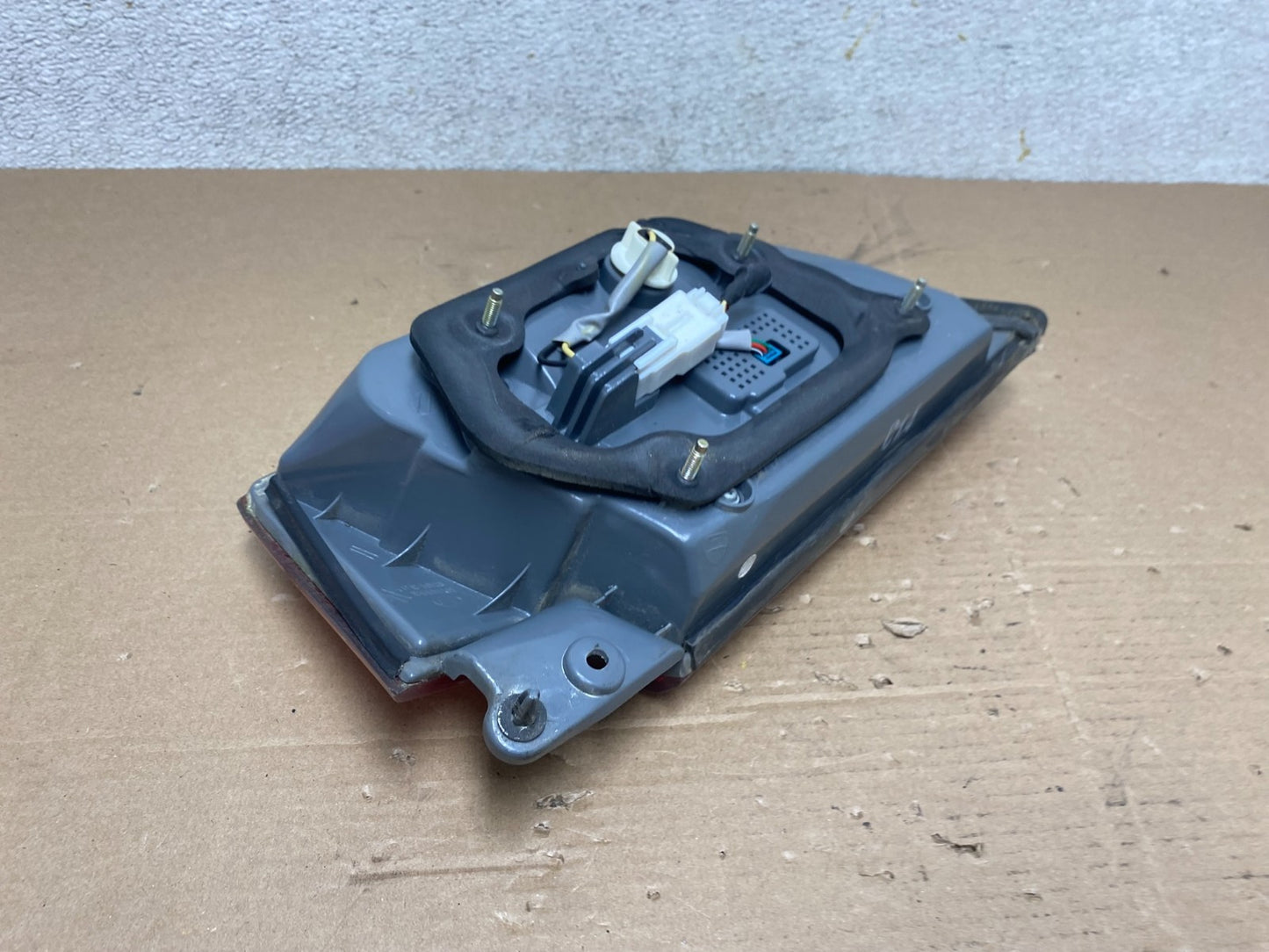 2006 2007 2008 2009 Hyundai Azera Right Passenger Inner Tail Light Oem R0517 DW4