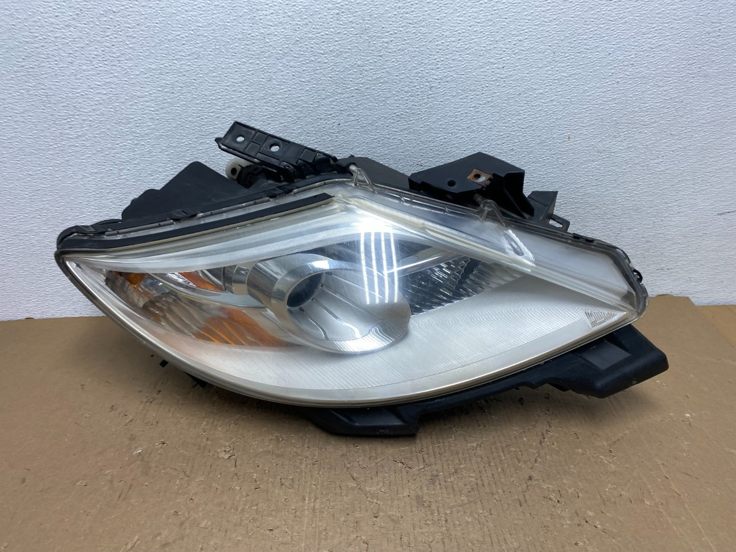2010 - 2012 Mazda Cx9 Cx-9 Right Passenger RH Headlight Xenon HID AD8819 DW0