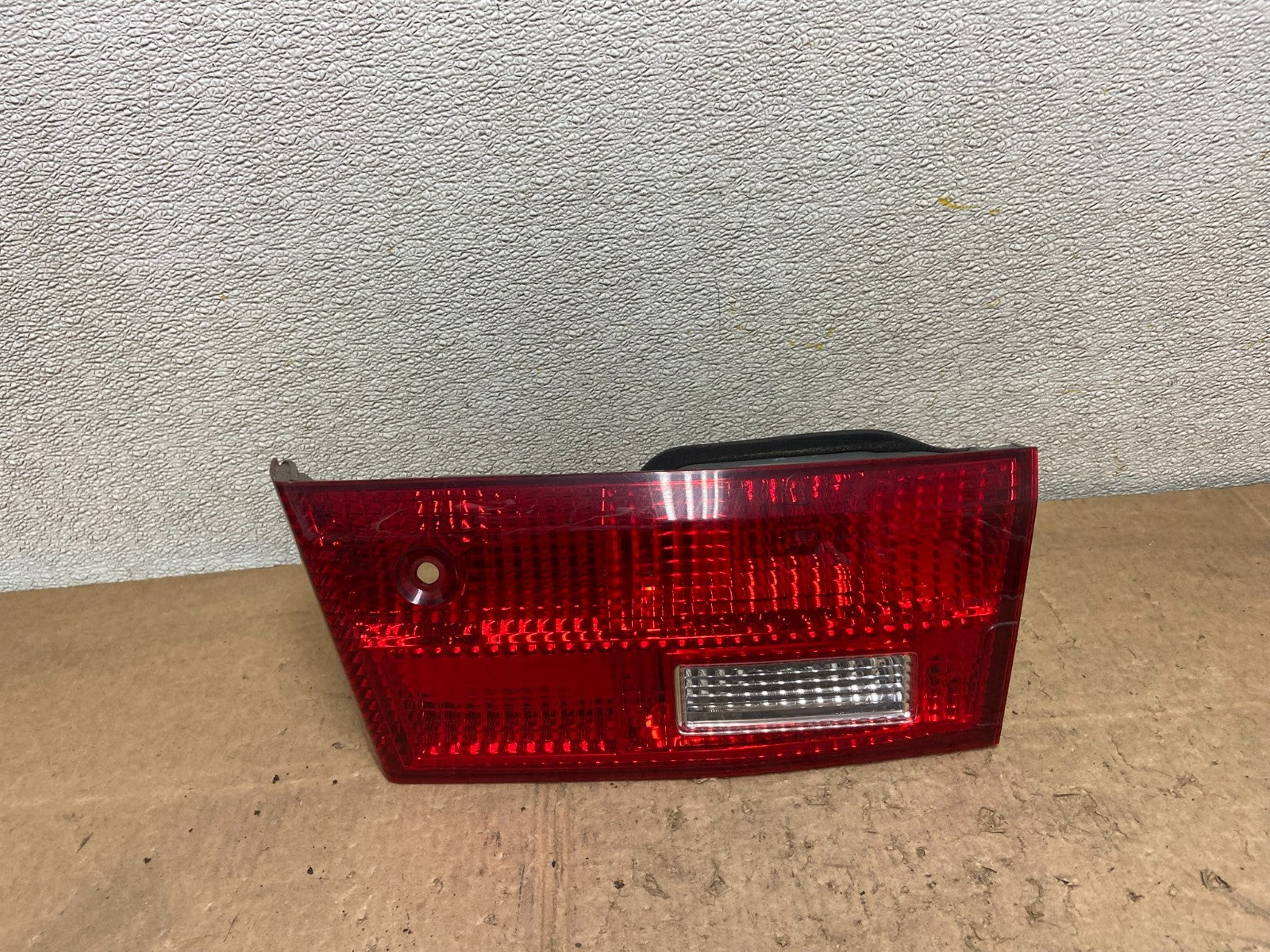 2005 Honda Accord Sedan Right Passenger Inner Tail Light Oem Y7044 DW0