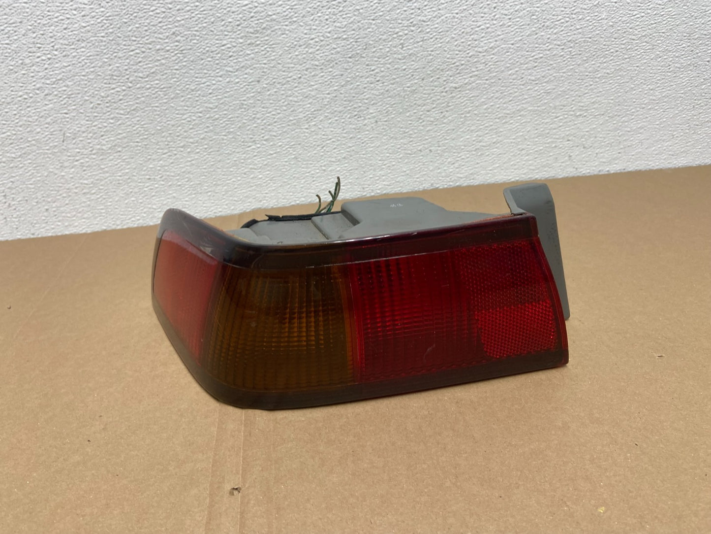 1997 1998 1999 Toyota Camry Tail Light Left Driver Rh Side AB6763 DW0