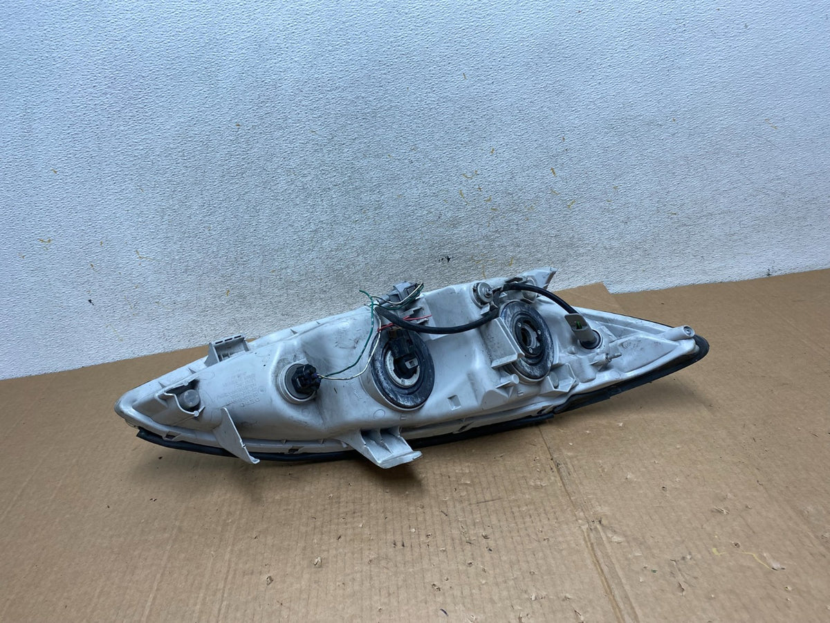 2005 to 2006 Toyota Camry Left Driver LH Halogen Headlight DEPO AI4511 DW5