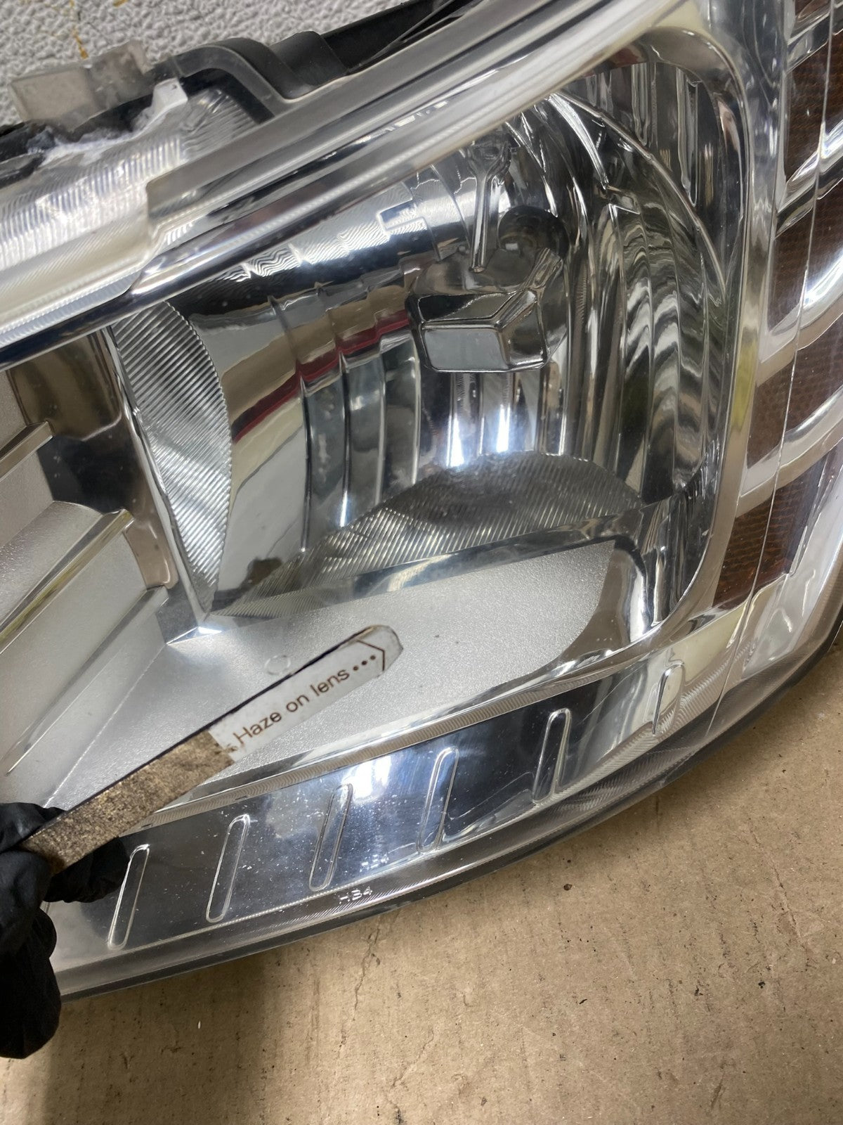 2009 to 2017 Dodge Journey Headlight Left Driver Lh Side Halogen AH6806 DW4