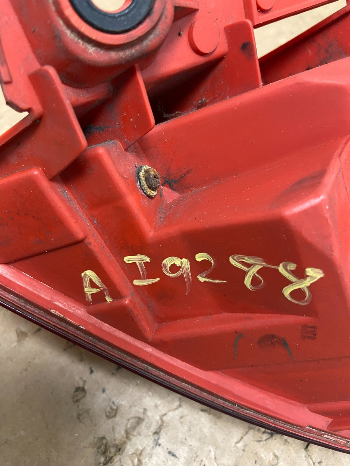 2009 2010 Nissan Murano Left Driver Lh Side Tail Light AI9288 LK7