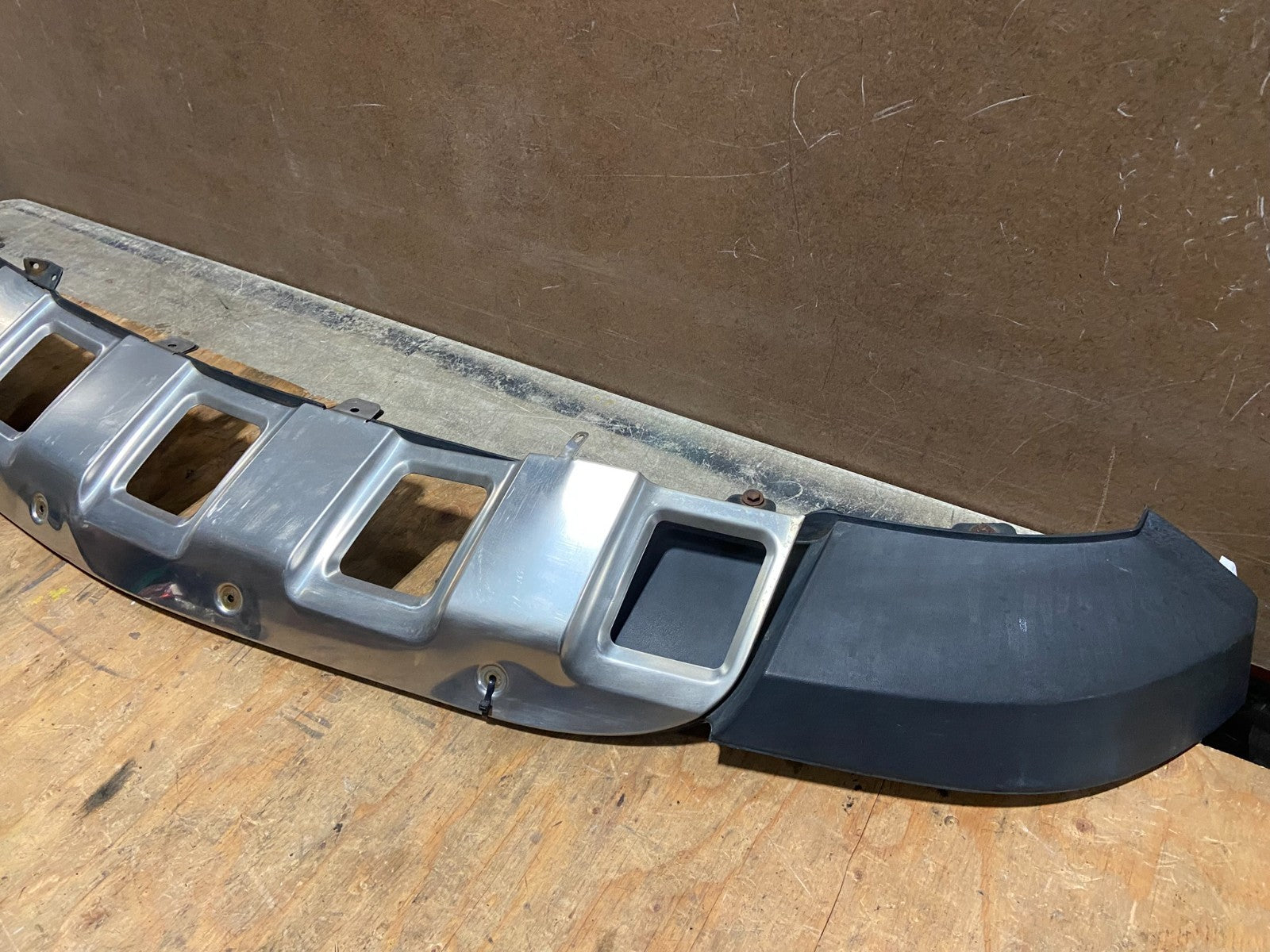2006 to 2009 Mercedes-Benz GL450 GL550 Front Bumper Skid Plate Cover Y1858 PS2