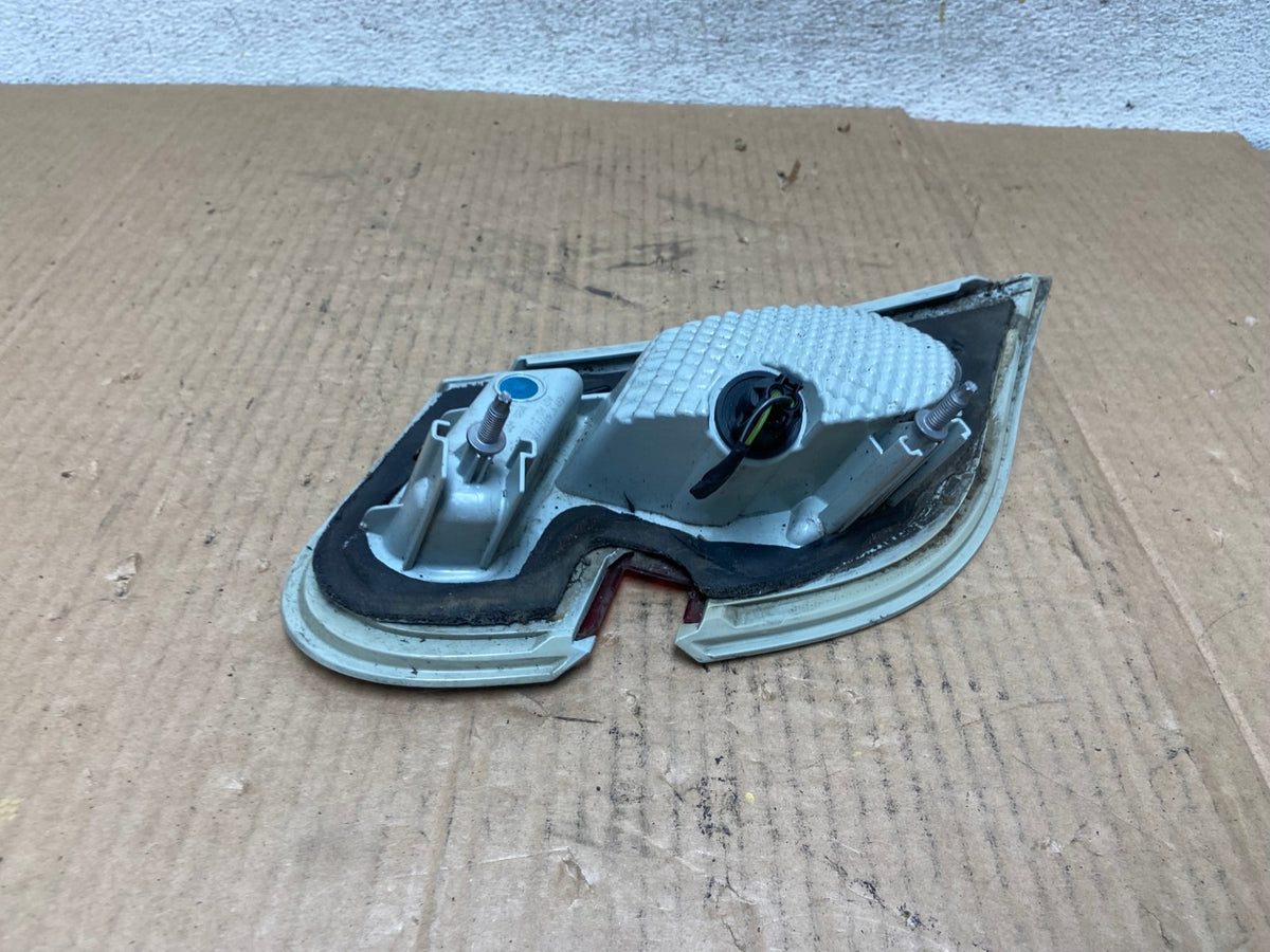 2010 2011 2012 Ford Taurus Right Passenger Side Tail Light Inner AI6550 LK4