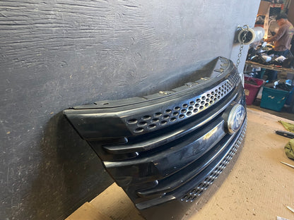 2011 to 2015 Ford Explorer Upper Front Grill Grille Oem s3319 DG2