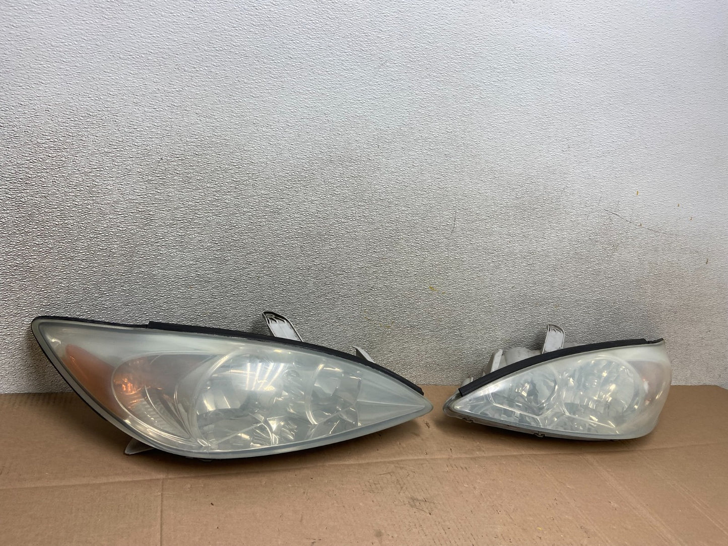 2002 2003 2004 Toyota Camry Left+Right Set Side Halogen Headlights Y1010 DW2