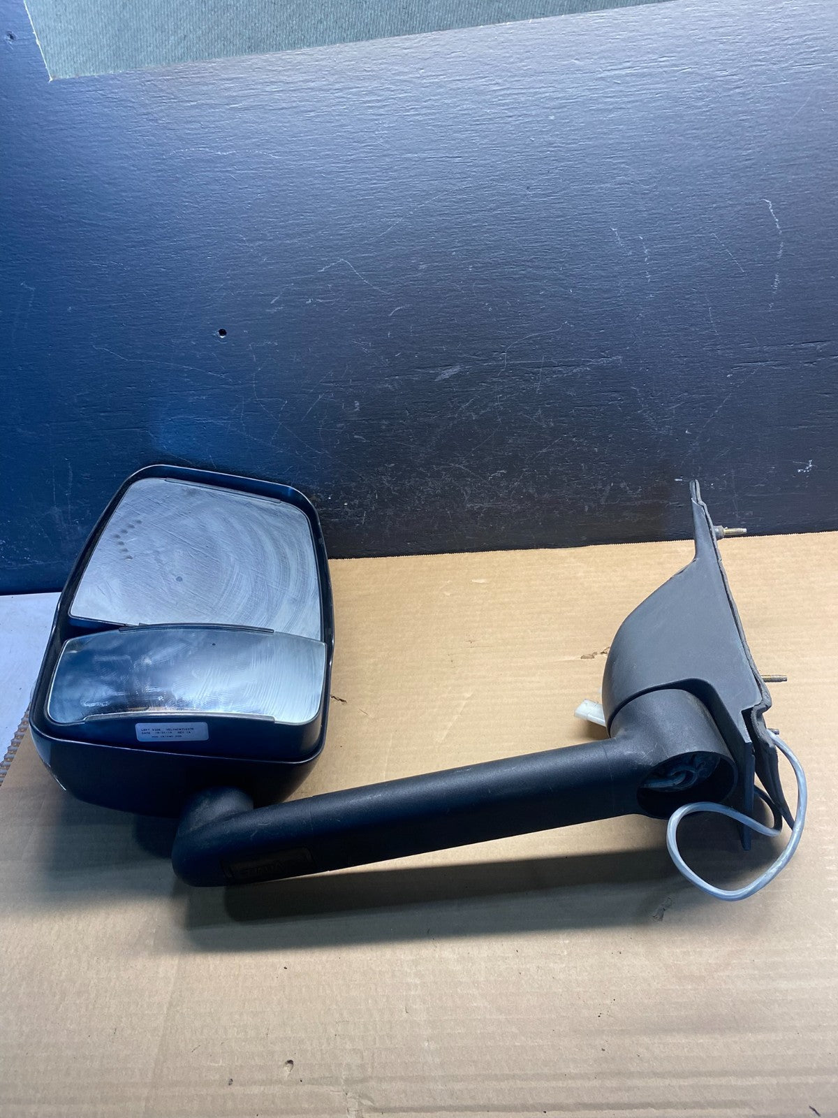 2003 2005 Chevrolet Express Savana Left Driver LH Side View Mirror AC8002 DG8