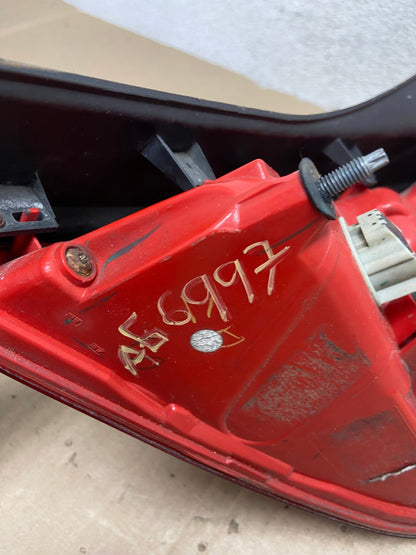 2007 - 2012 Nissan Versa Hatchback Left Driver Side Lh Tail Light AG6997 LK10