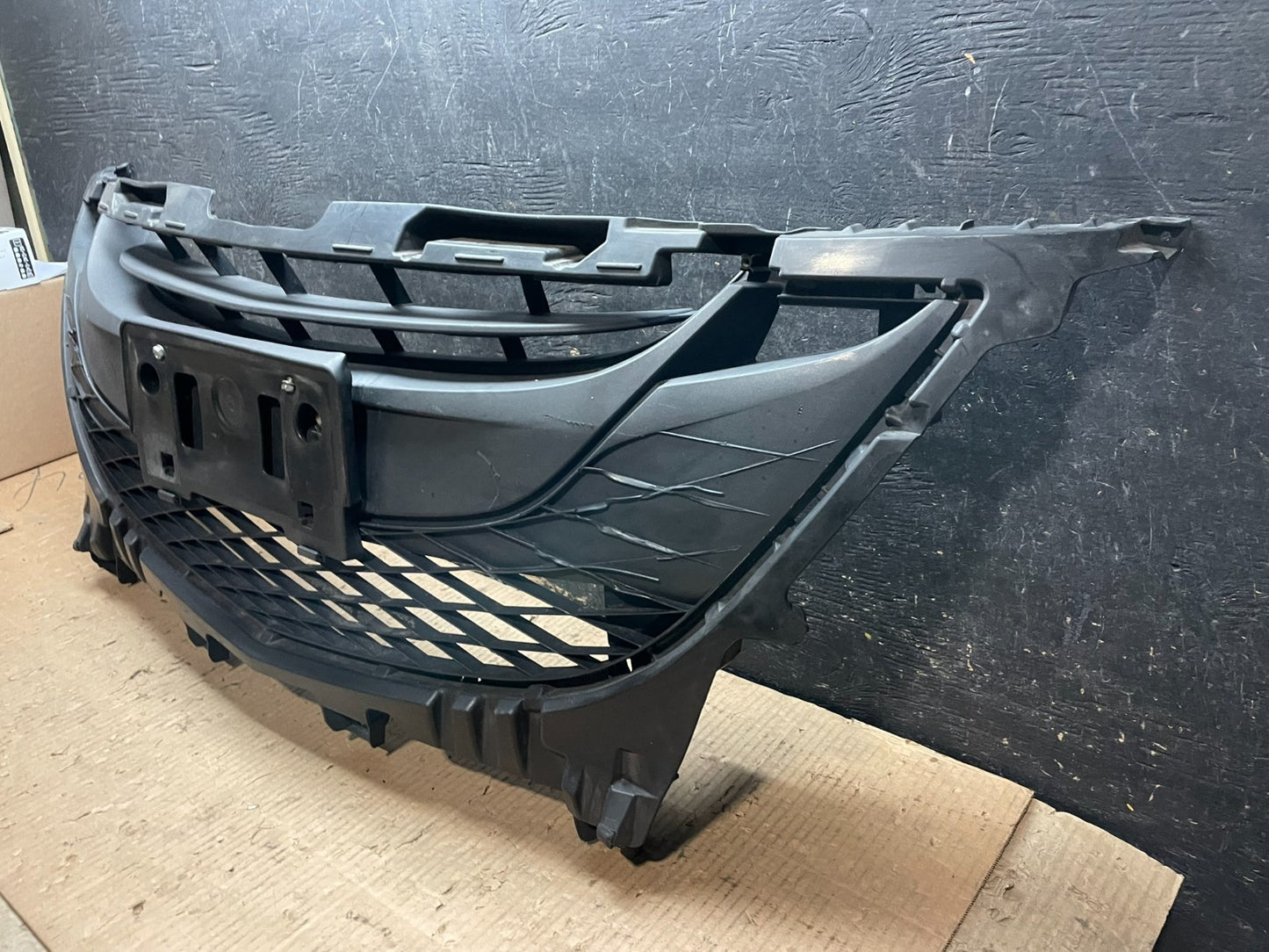 2012 to 2015 Mazda 5 Front Upper Grille Grill OEM Y6549 DG2