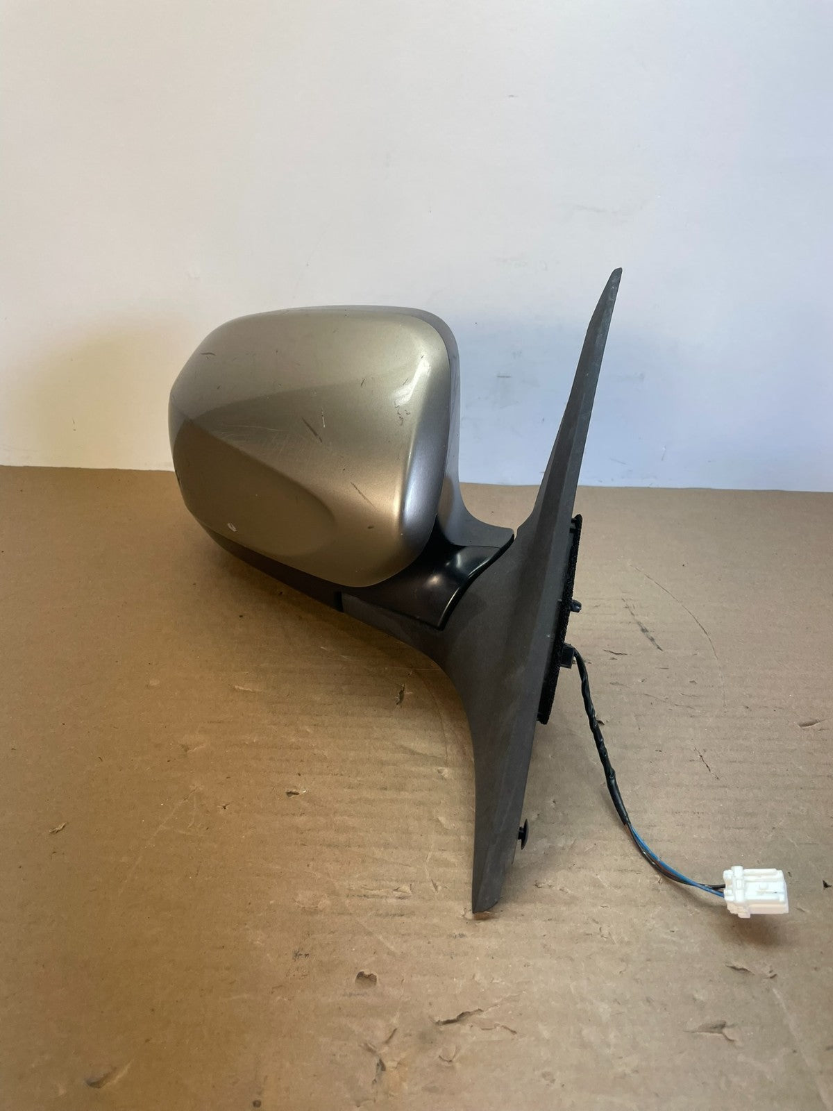 2009 to 2010 Subaru Forester Right Passenger View Power Door Mirror AF5597 MS1