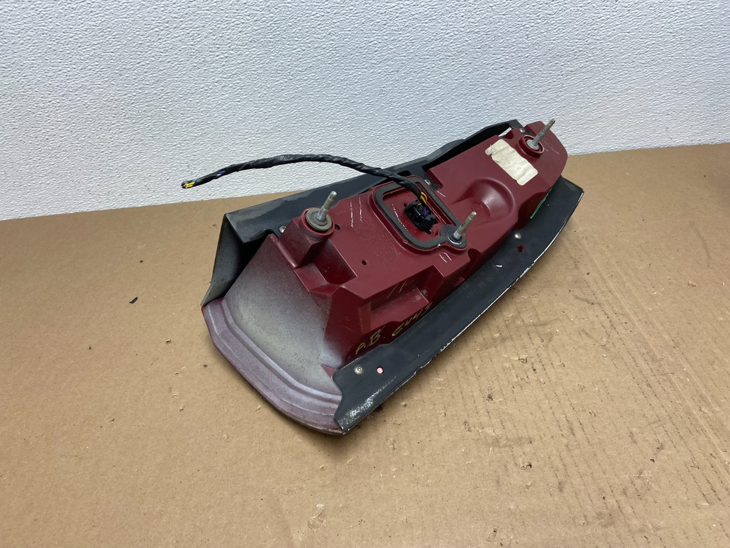 2005 2006 2007 Cadillac STS Left Driver Side Tail Light Oem AB6443 DW5
