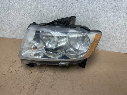 2011 to 2013 Jeep Grand Cherokee Halogen Left Driver Lh Headlight AD2472 DW1