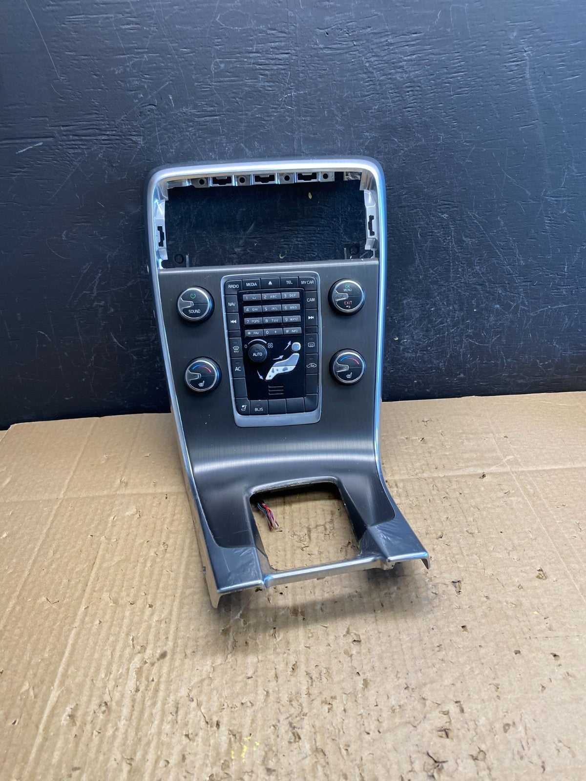 2011-2018 Volvo S60 Climate Control Radio Bezel Panel Trim ac9623 DG0