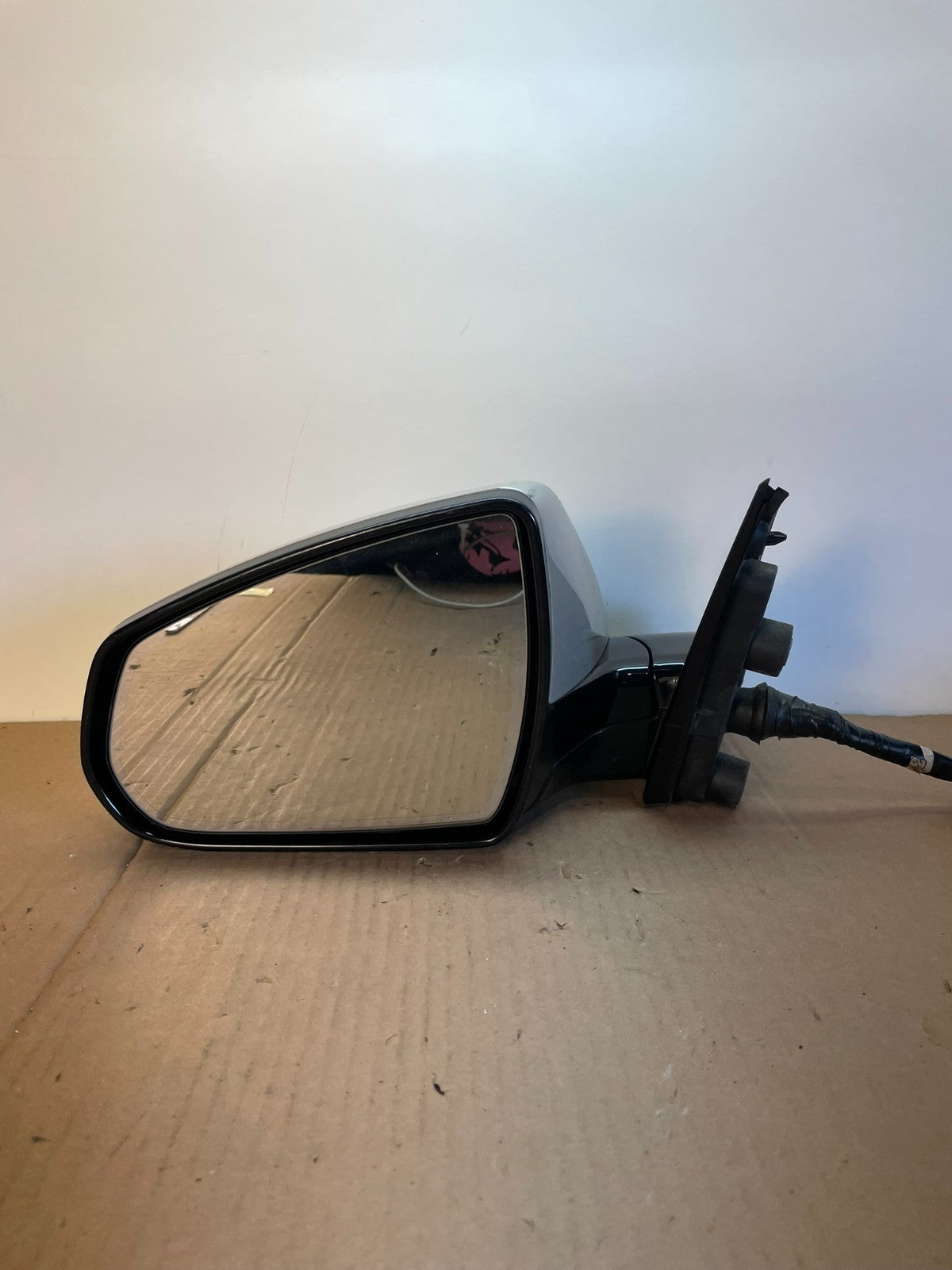 2010 to 2015 Cadillac SRX Left Driver Lh Side View Door Mirror AG7786 DW8