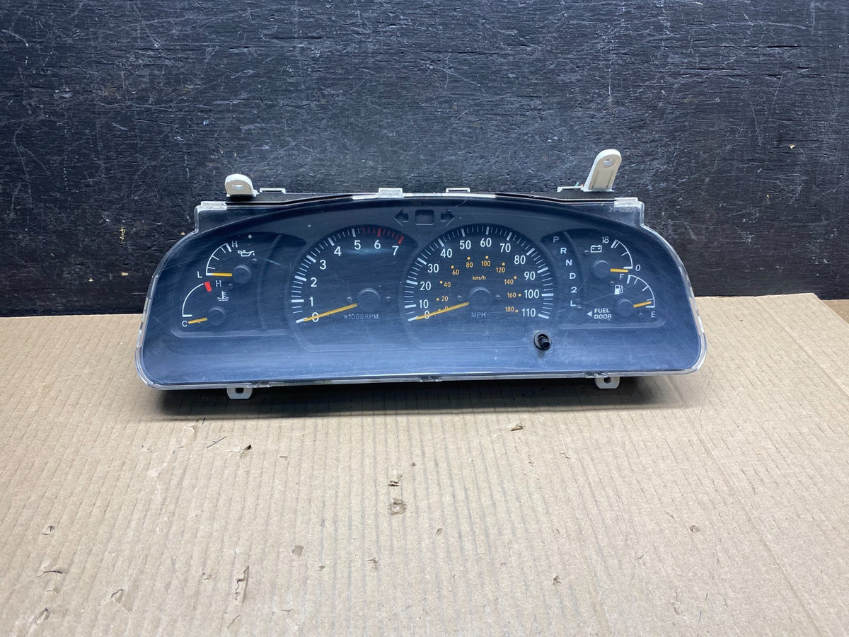 2003 2004 Toyota Tundra Speedometer Cluster Gauge AI4859 DW0