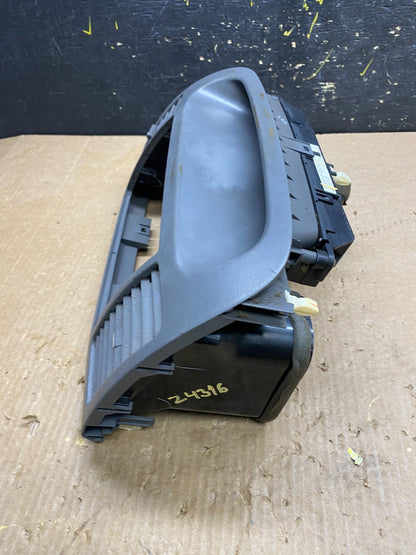 2002 2005 Toyota Camry Radio Center Console  Air Vent Bezel Trim OEM z4316 DG2