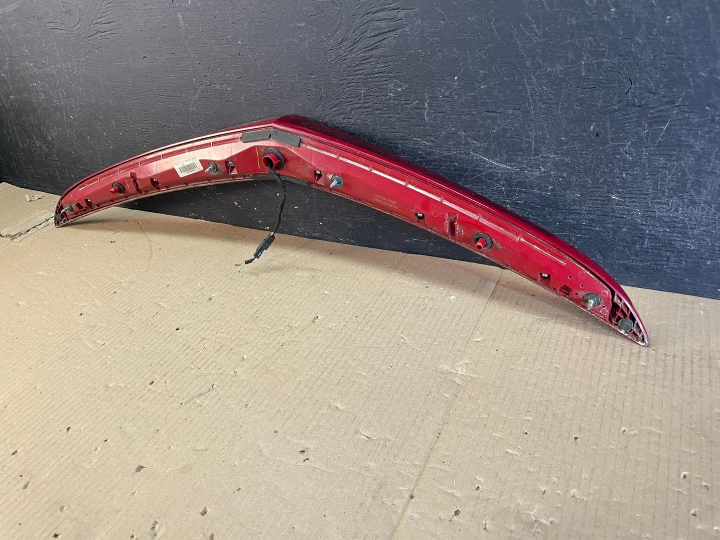 2013 to 2017 Cadillac XTS LED Third 3rd Center Tail Trunk Light AE3643 DG5