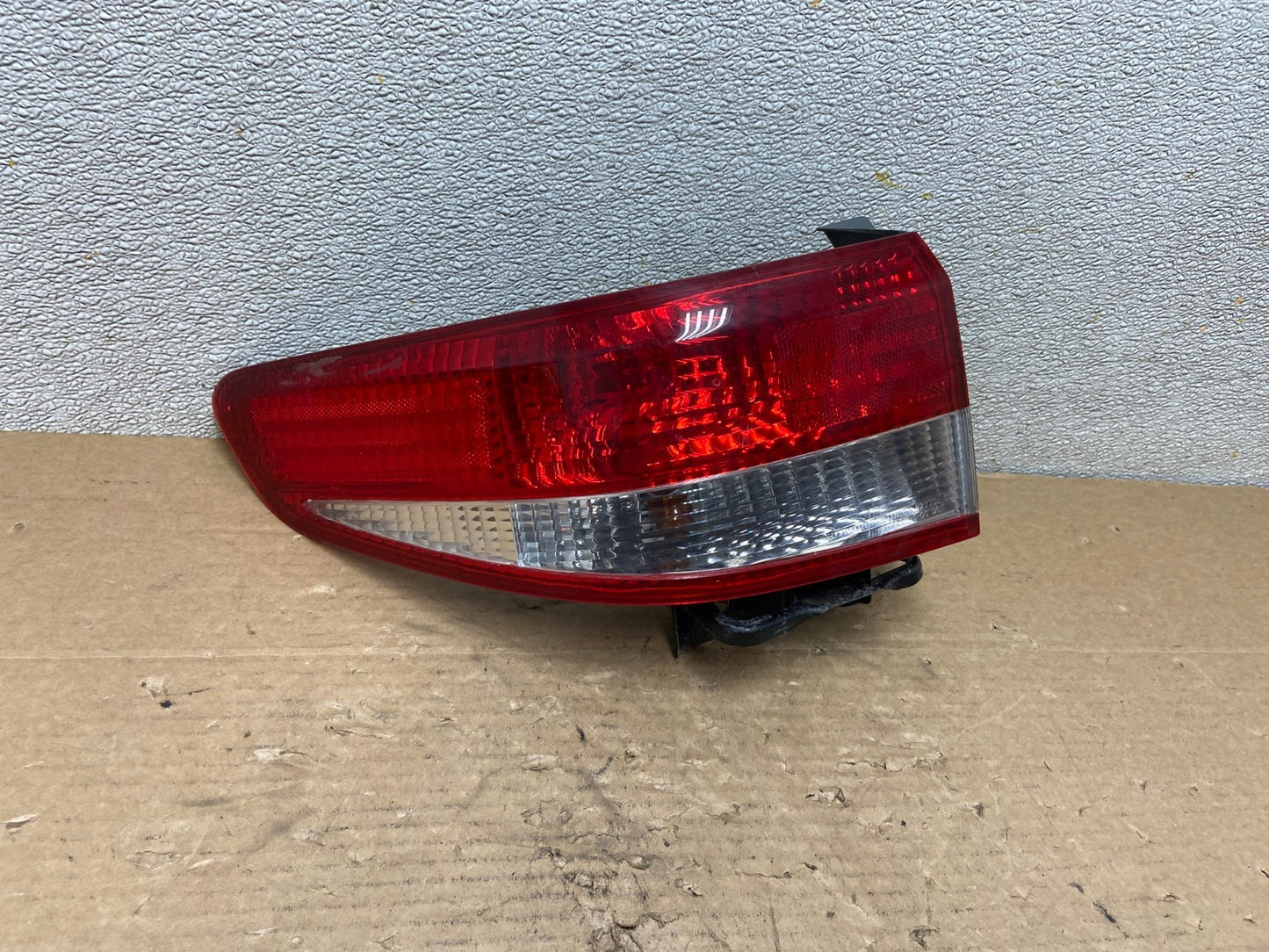 2003 to 2004 Honda Accord Sedan Left Driver Lh Side Tail light AB4676 LK0