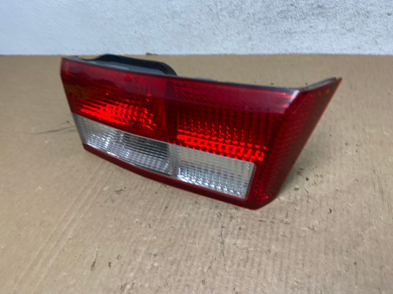 2003-2004 Honda Accord Sedan Left Driver LH Inner Tail Light AG0563 LK1