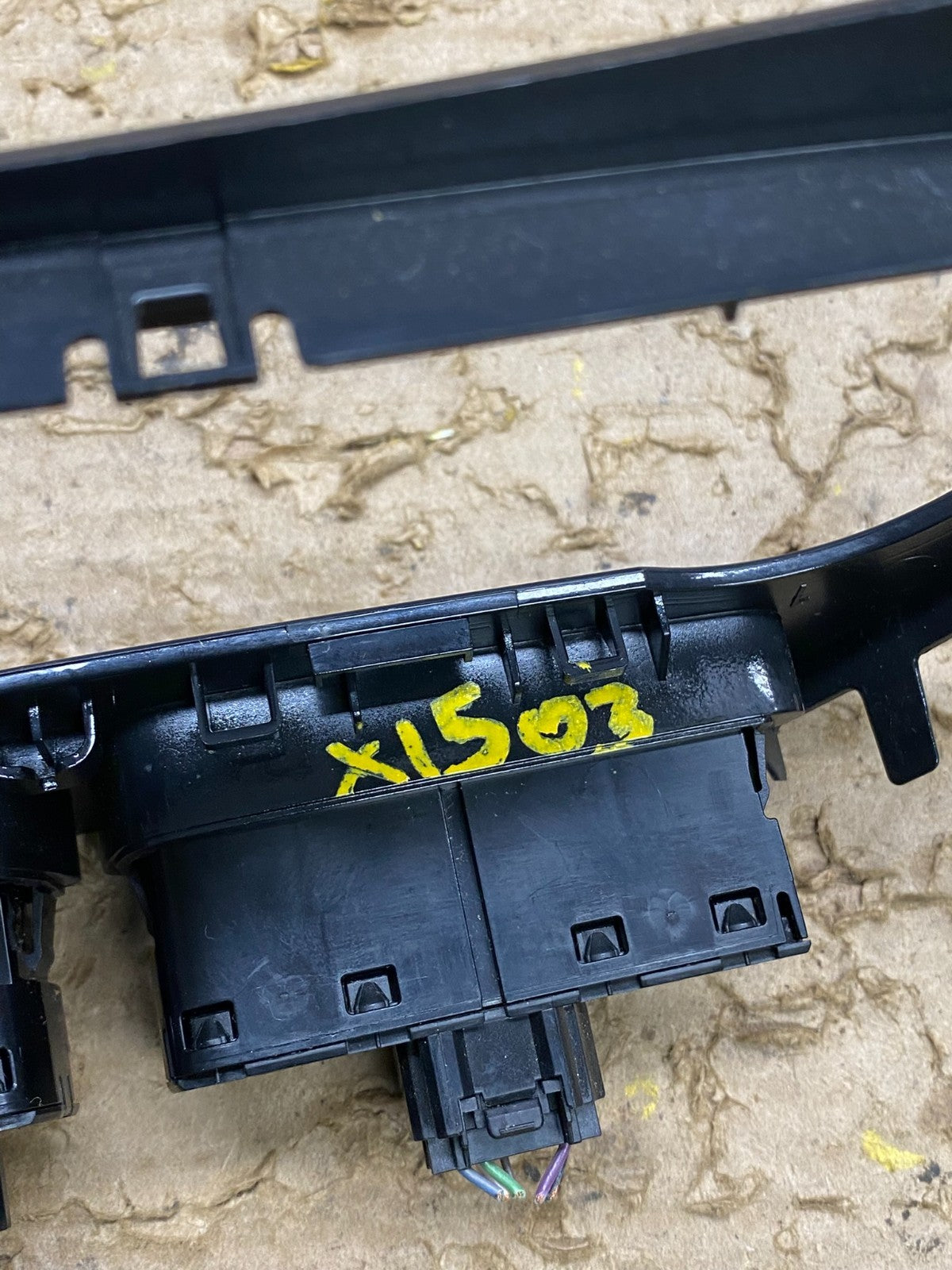 2013 to 2016 Ford Escape Climate Control Trim Panel W/ Switches Oem X1503 DG6