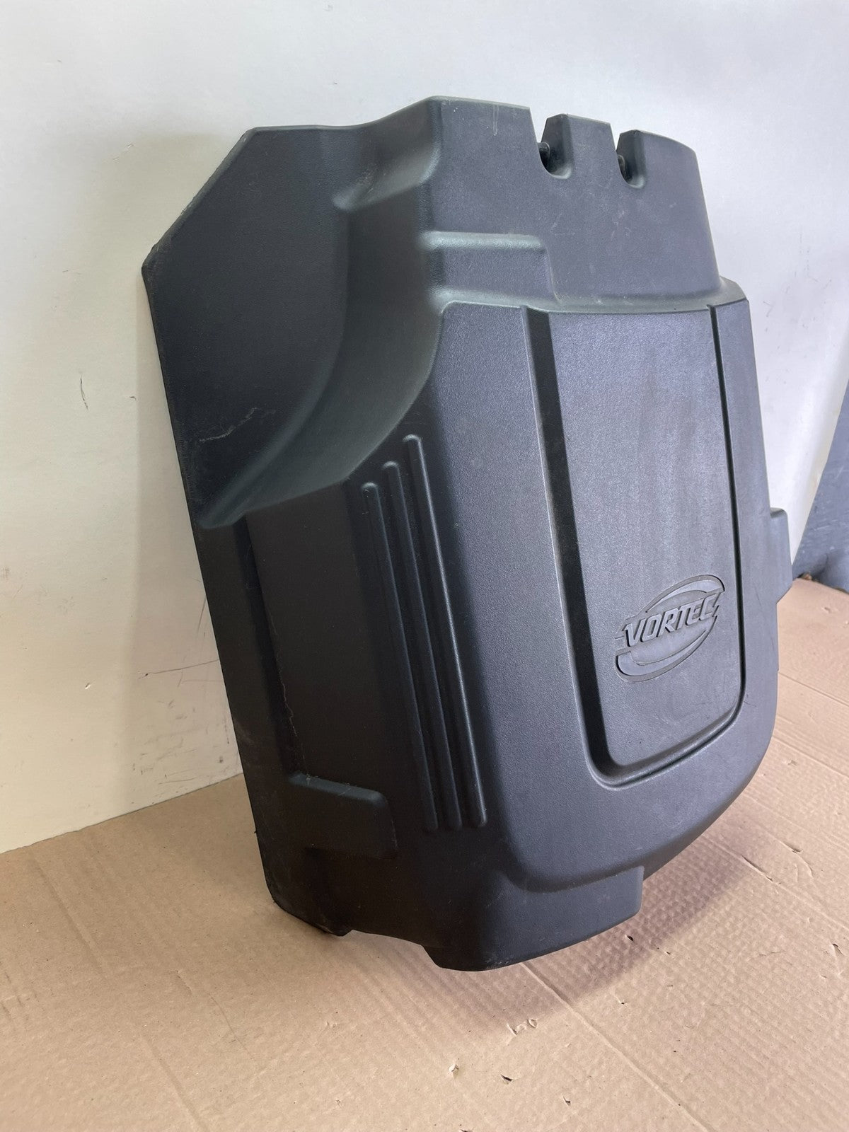 2007 to 2014 Chevrolet Silverado Vortec Engine Cover Shield ah6478 DG2