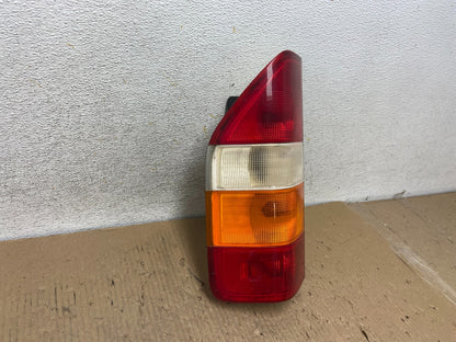 2002-2006 Mercedes Dodge Sprinter Left Driver Lh Tail Light ah2965 DG1