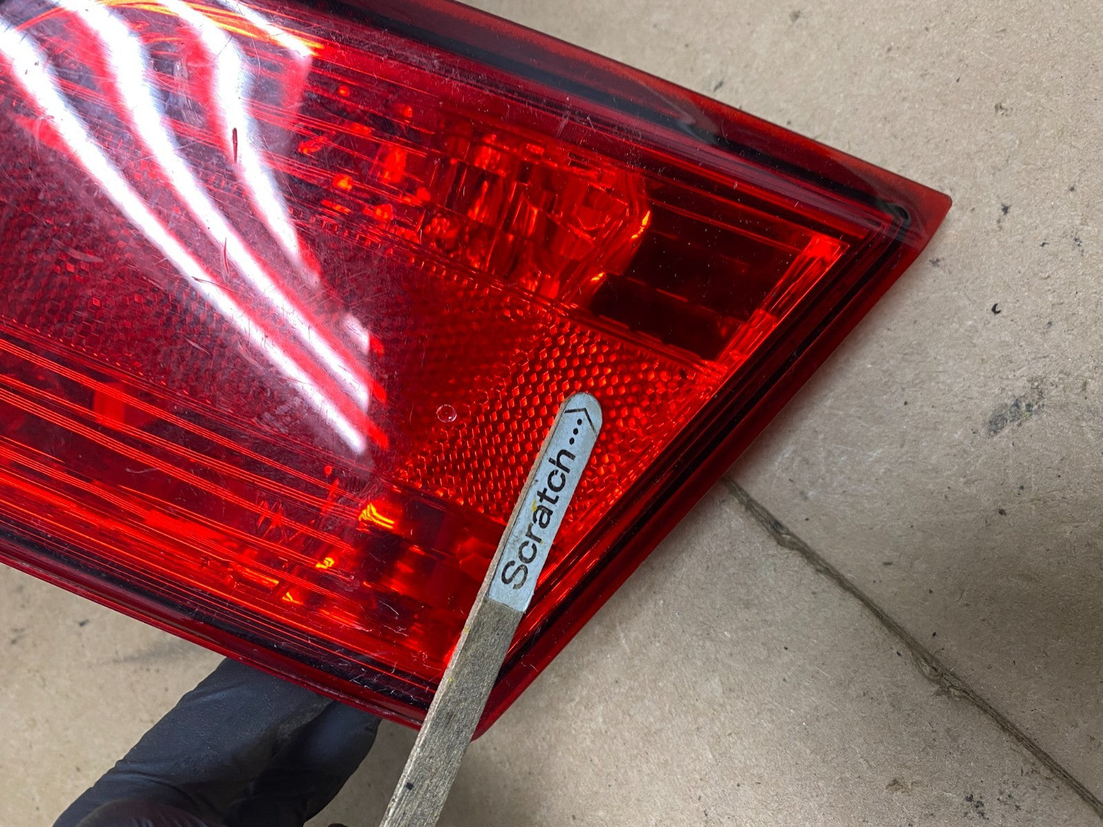 2010-2014 Subaru Legacy Right Passenger Rh Side Tail Light Inner Oem P5245 DW4