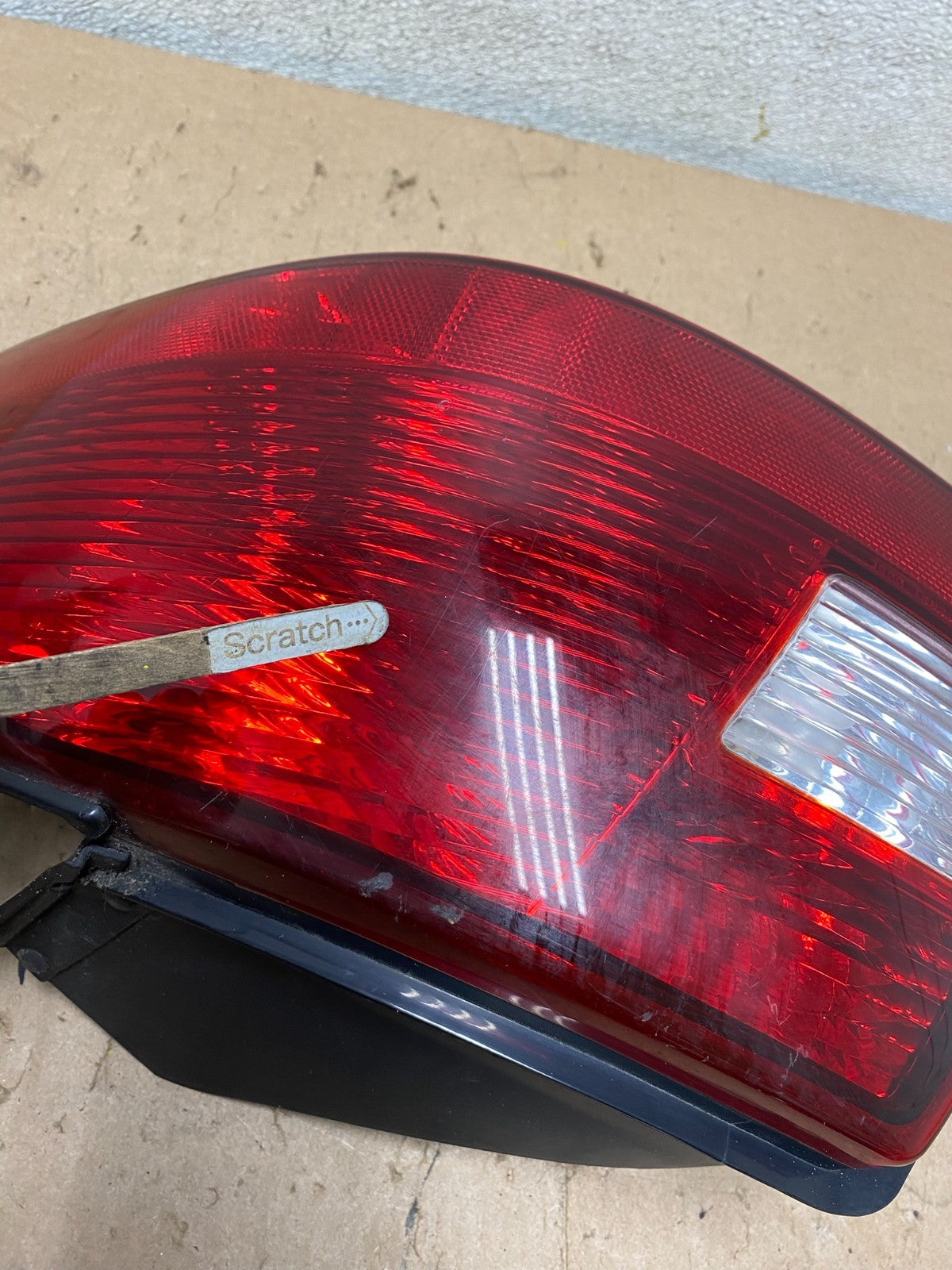 2000 - 2003 Mercury Sable Sedan Right Passenger Rh Side Tail Light OEM S4342 DW3
