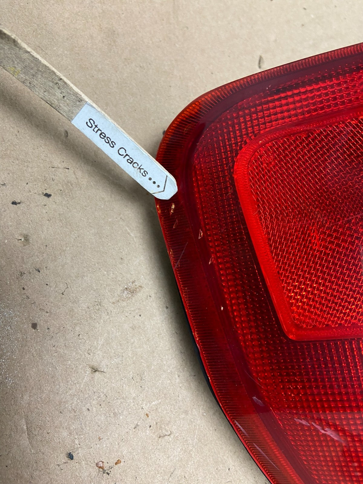 2001 - 2004 Hyundai Santa Fe Right Passenger Rh Side Tail Light AG4438 LK4